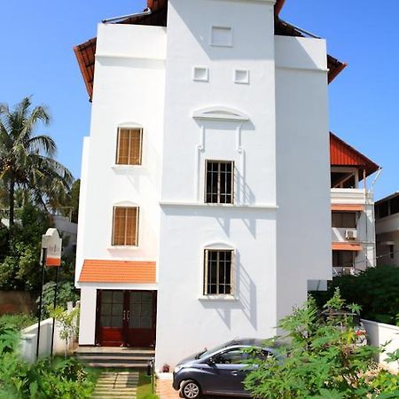 Abad Pepper Route Hotell Kochi Exteriör bild